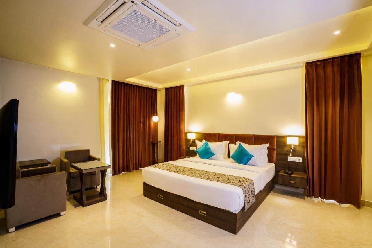 Sasa Resort Kota  Exterior photo